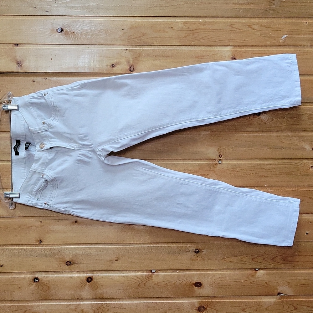 White House Black Market Slim Crop Jeans